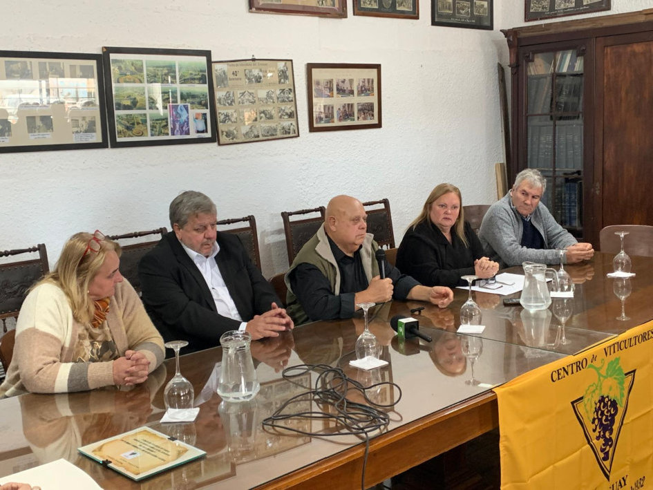 San José respalda a los viticultores uruguayos